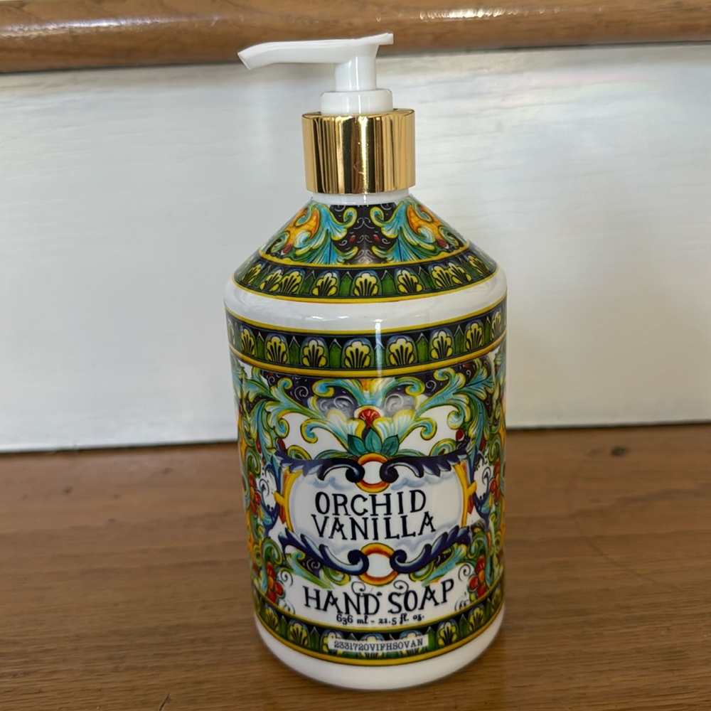 Villa flora hand soap- 21.5 fl.oz plastic bottle Orchid Vanilla from H&W Co